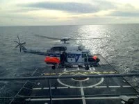 Appontage d'un Super-Puma sur l'Adroit