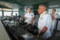 Un amiral indien visite la frégate Auvergne