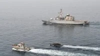 La frégate Germinal avec les patrouilleurs Alpha Yaya Diallo et Dalaba 5
