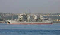 Le navire de sauvetage de sous-marin Kommouna