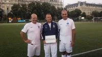 Le chef d’état-major de la Marine mouille le maillot pour les blessés militaires et leurs familles