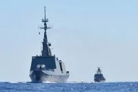 La frégate La Fayette et le patrouilleur chypriote Commodore Andreas Ioannides