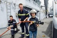 Apprentis marins-pompiers à bord de la Somme
