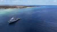 Le BSAOM Champlain au large des îles Eparses