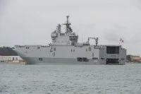 Le BPC Dixmude de retour à Toulon