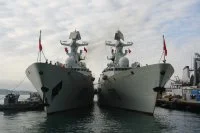 Les frégates Huangshan et Hengyang à Toulon