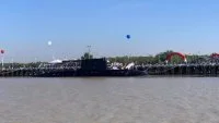Le sous-marin birman UMS Minye Theinkhathu lors de la cérémonie de mise en service