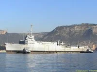 L'ex-Ouragan transféré dans le port de Bregaillon