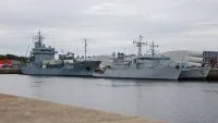 Le chasseur de mines Céphée dans le port de Glasgow (Ecosse)
