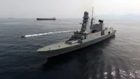 La frégate Forbin patrouille dans le détroit d'Ormuz