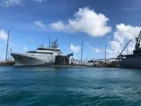 Le SNA Emeraude accosté à couple du BSAM Seine