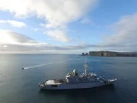 La frégate Floréal devant les îles Kerguelen