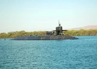 L'USS Ohio arrive Ã  Pearl Harbor