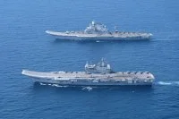 Les porte-avions indiens Vikramaditya et Vikrant