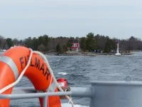Le patrouilleur Fulmar de Saint-Pierre-et-Miquelon remonte le fleuve St-Laurent