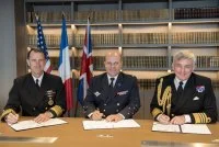 Les 3 chefs d'état-major signent des accords de coopération
