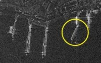 Image satellite montrant les dégâts subis par la base russe de Rybachiy