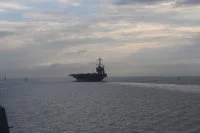 Le porte-avions USS Bush