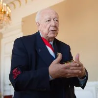 Jean-Claude Gaudin fait Quartier Maître d’honneur de la Marine nationale