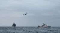 Le Champlain et le patrouilleur côtier malgache Tselatra