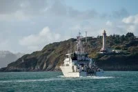 Le patrouilleur La Confiance quitte Brest vers la Guyane
