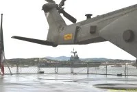 Un hélicoptère EH-101