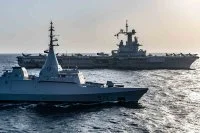 Le Charles de Gaulle et la frégate égyptienne El Fateh