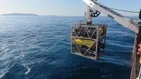 Mise à l'eau du véhicule télé-opéré Diomède