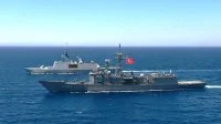 Une frégate légère furtive (FLF) de la Marine nationale et la frégate turque Gelibolu