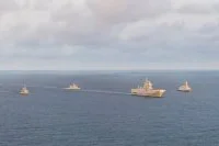 La frégate italienne Federico Martinengo, le patrouilleur de haute mer espagnol Tornado, la frégate de surveillance Ventôse et le porte-hélicoptères amphibie Dixmude